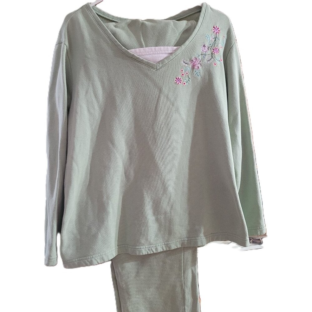 H408-EUC Blair Light Green Moss Top with Embroidery & Matching Pants Sz XL
